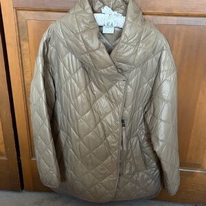 Varley Foster Quilted Shawl-Collar Puffer Jacket in Taupe